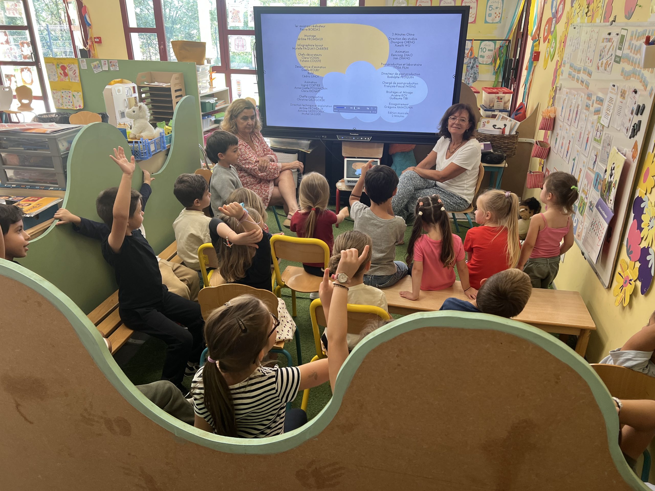 Pour que les stéréotypes s’estompent … et construire d’autres modèles de comportement …