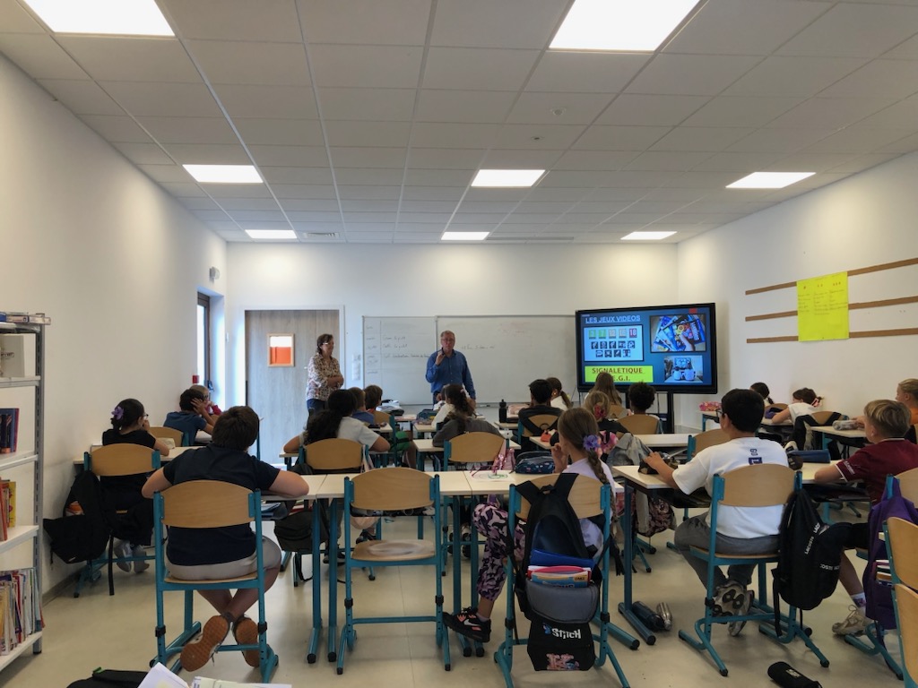 École Simone Veil, hier jeudi 9 octobre 2025.
